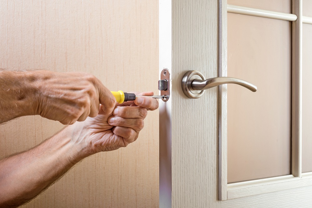 Residential Locksmith Lakewood CO, 24/7 Expert Locksmith